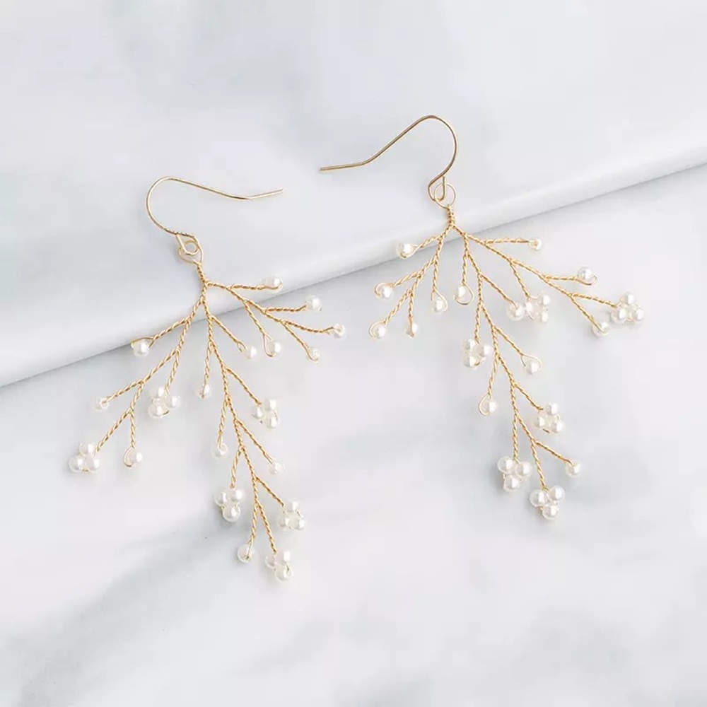 Delicate Gold and Pearl Bridal Dangle Earrings - Picture 5 of 16
